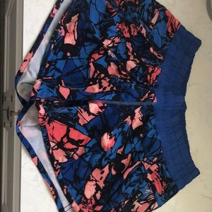 Lululemon tracker short